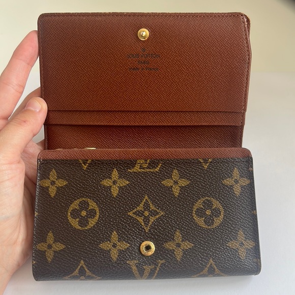 Louis Vuitton Coffre-fort Wallet - Picture 5 of 9